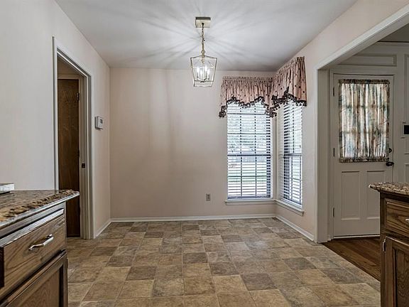 4th image of 4724 Brandingshire Pl