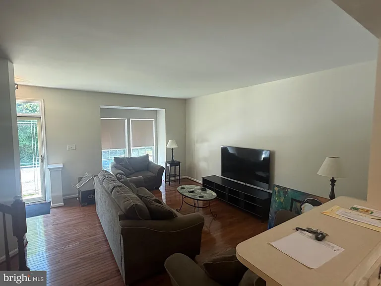 101 Colts Neck Dr — Photo 5