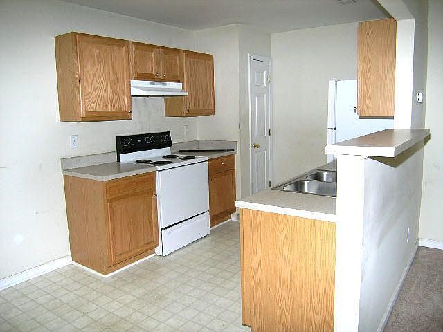 2nd image of 505 Shelden Dr