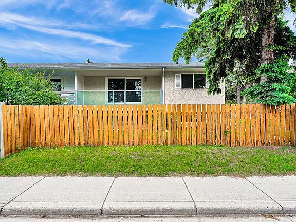 3rd image of 3820 S 14th Ave SE