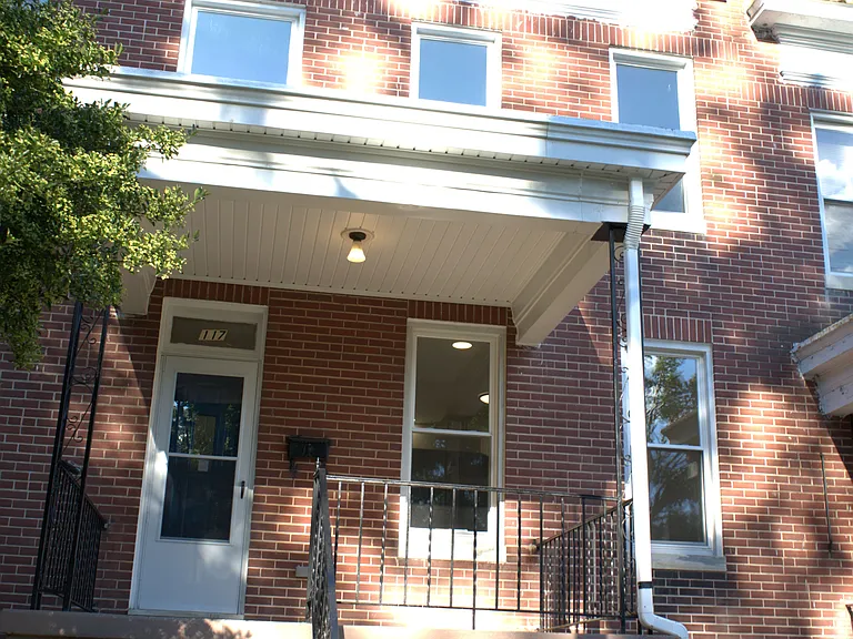 117 S Wickham Rd — Photo 9