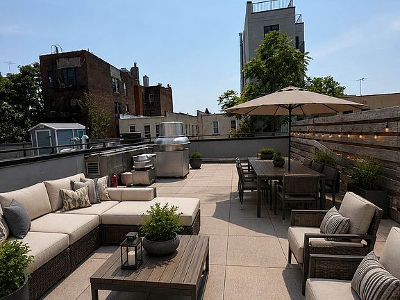 4th image of 200 Linden Blvd #2A