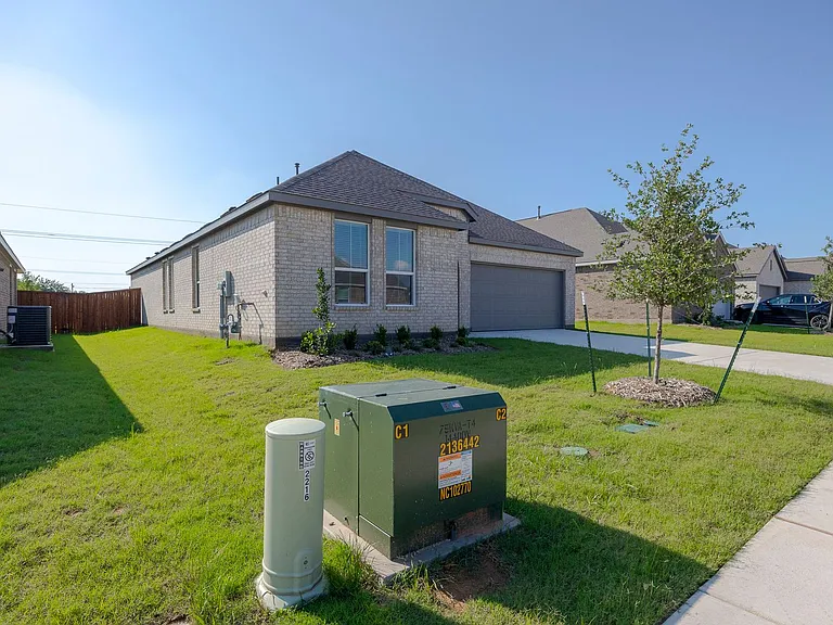 2220 Pommel Ln — Photo 6
