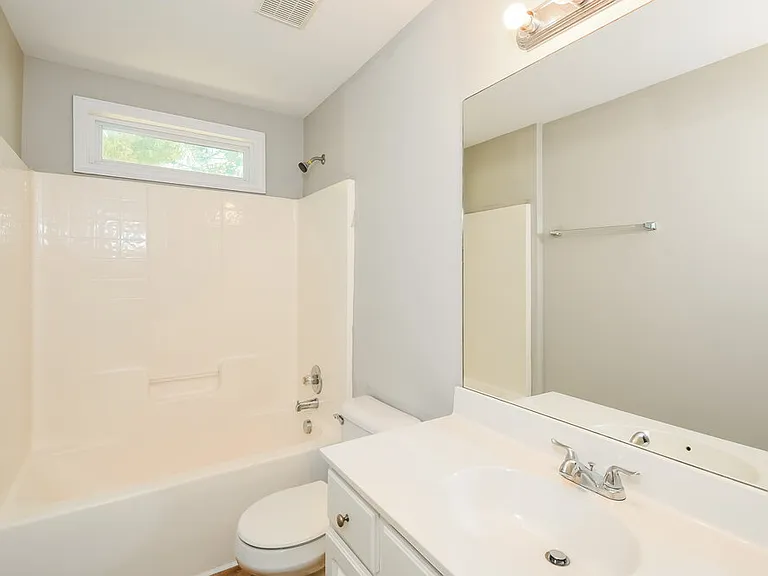 1 Horseshoe Ln — Photo 15