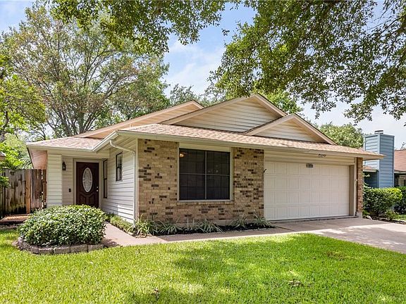 2nd image of 12816 Carrera Dr