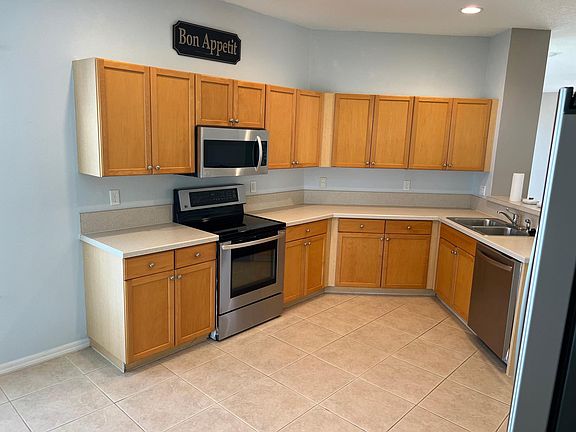 4th image of 229 SW Manatee Springs Way