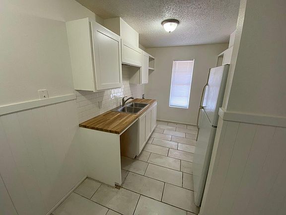 5th image of 3202 Salisbury Ave #D