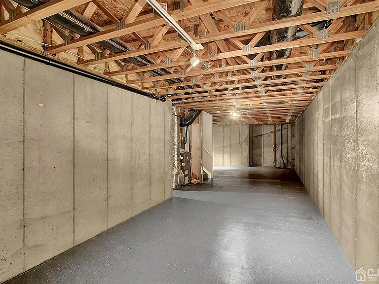 27 Vincent Behan Blvd #27 — Photo 26