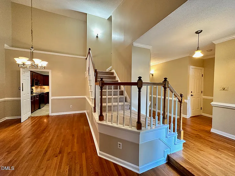 1012 Sturbridge Dr — Photo 18