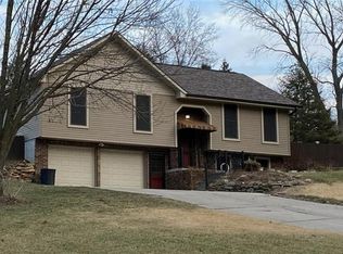 4601 S 14th St, Saint Joseph, MO 64504