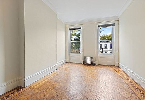5th image of 489 13th St Floor 3