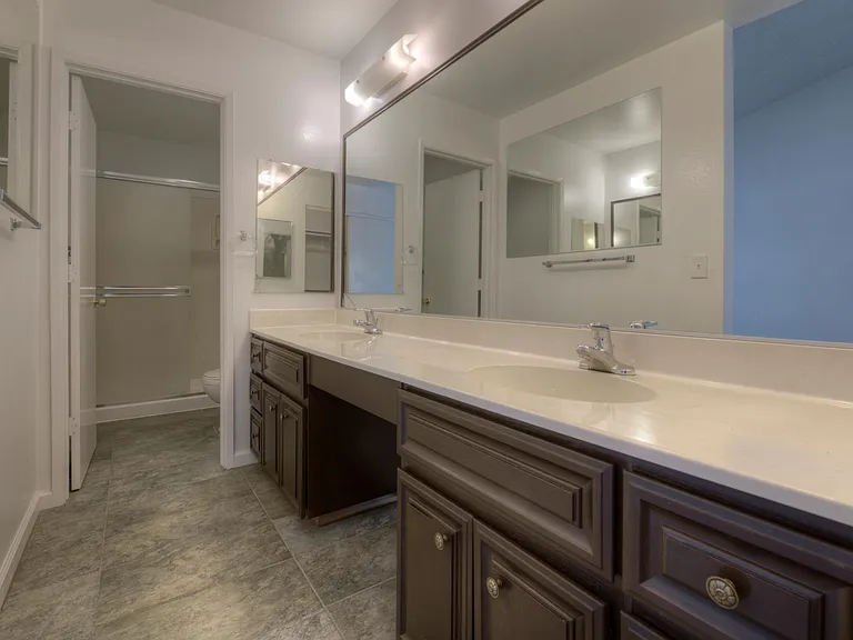 6024 Conness Way — Photo 25