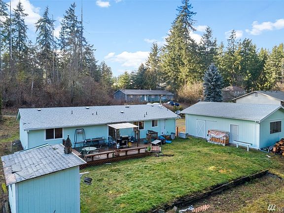 4th image of 8308 186th Ave E