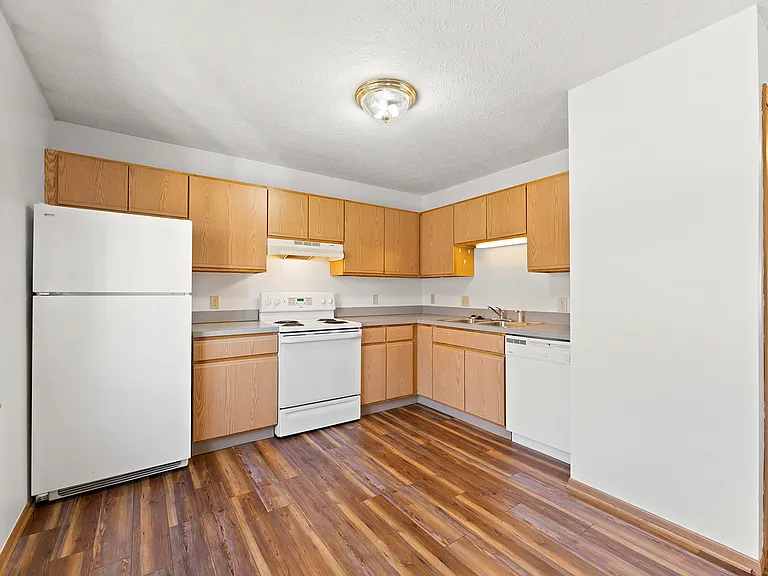 1898 Springfield Lake Blvd #207 — Photo 5