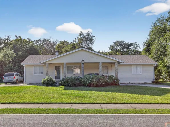 1508 Balmy Beach Dr, Forest City, FL 32703