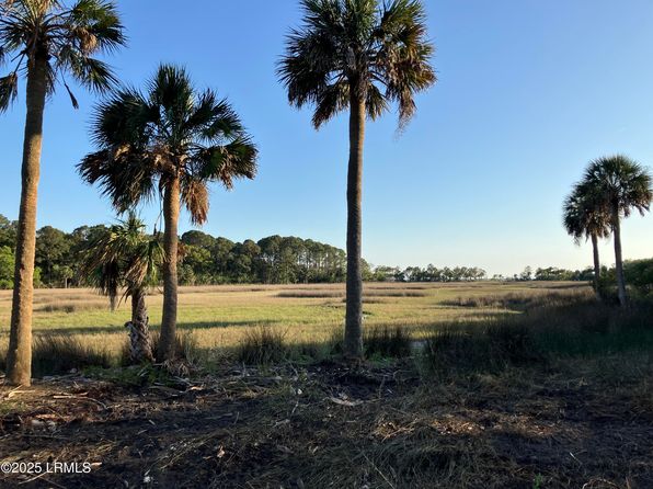 13 Trails End, Beaufort, SC 29907