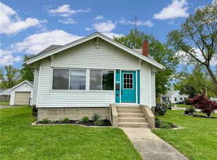 1120 S 15th St, Mattoon, IL