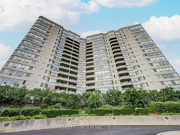 2nd image of 160 Alton Towers Cir #1607