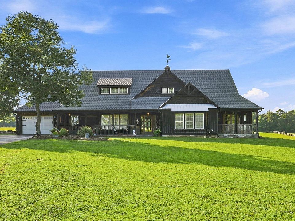1st image of 205 Clement Rd