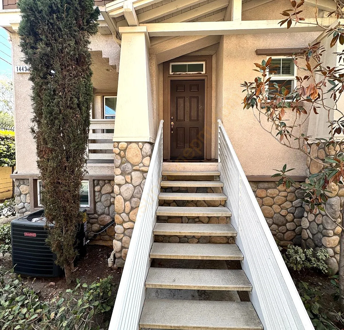 3 bed, 2.5 bath, 1618 sqft, $2,995 — Photo 1