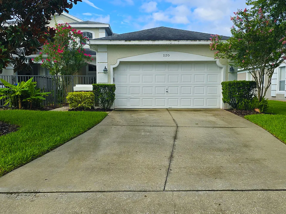 3195 River Branch Cir