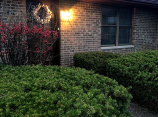 1267 Robbins Run Ct, Dayton, OH 45458