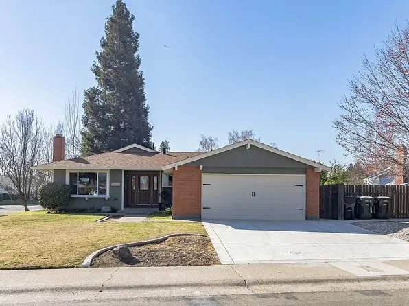 8644 Royalglen Way, Sacramento, CA 95826