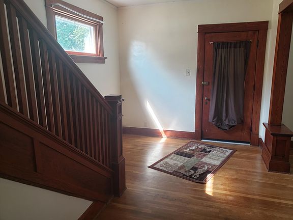 4th image of 2706 Sacramento St