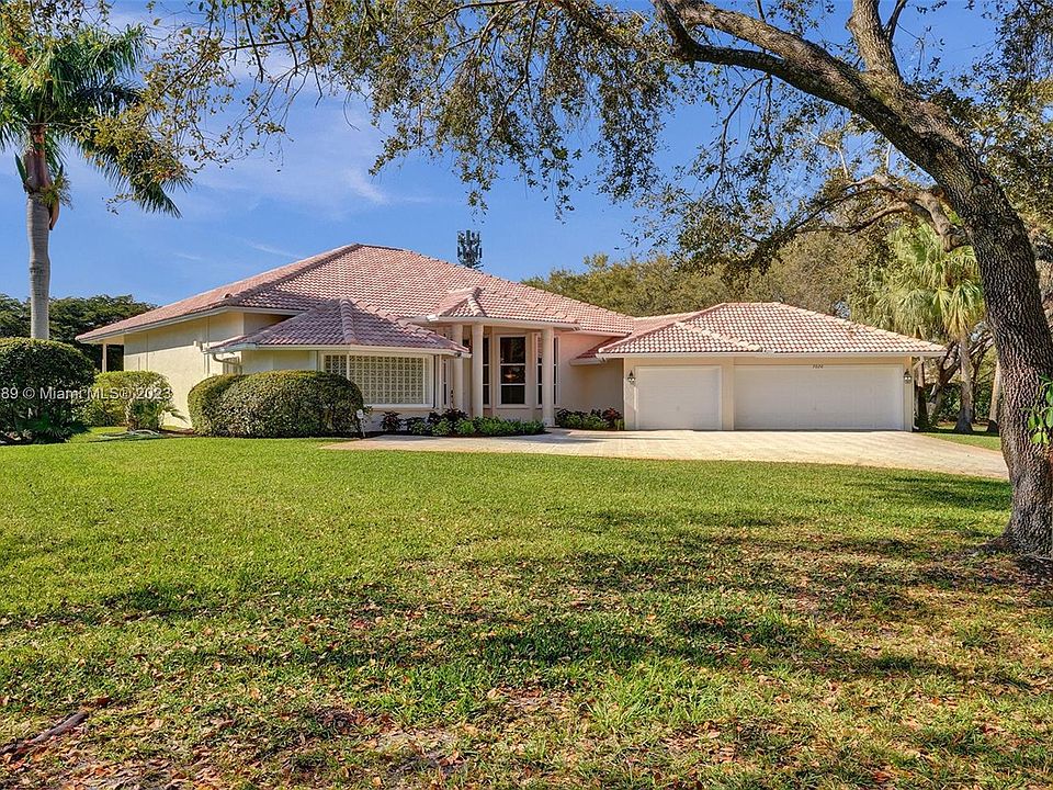 1st image of 7020 NW 67th Ct