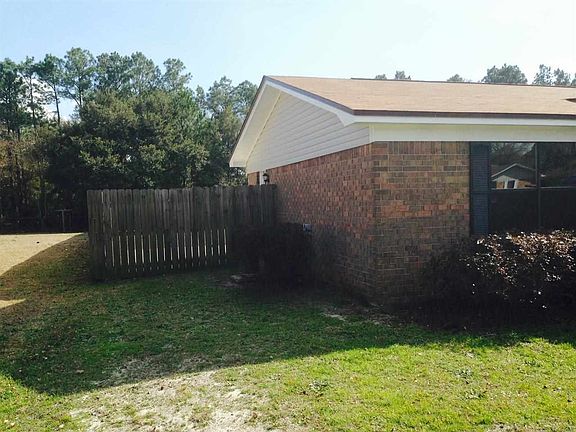 4th image of 10557 Silver Creek Dr