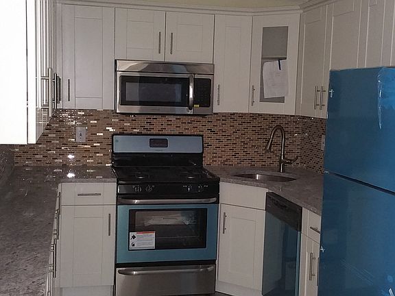 2nd image of 9017 Holland Ave