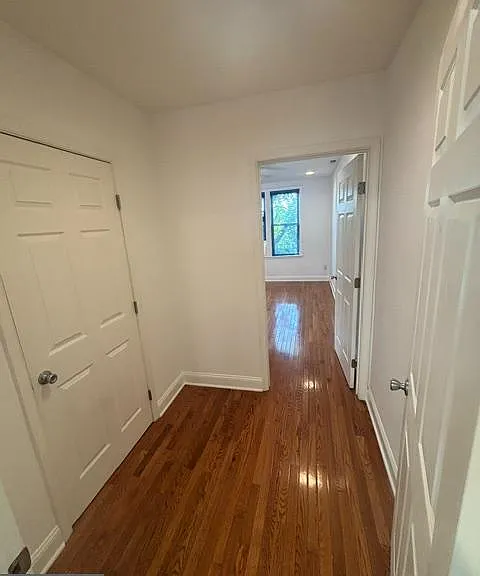 315 E 29th St — Photo 17
