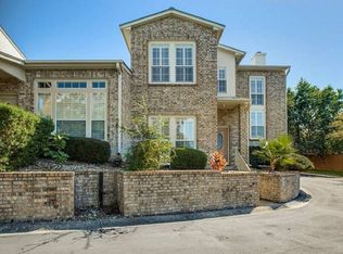 41 Oakwell Farms Pkwy, San Antonio, TX 78218