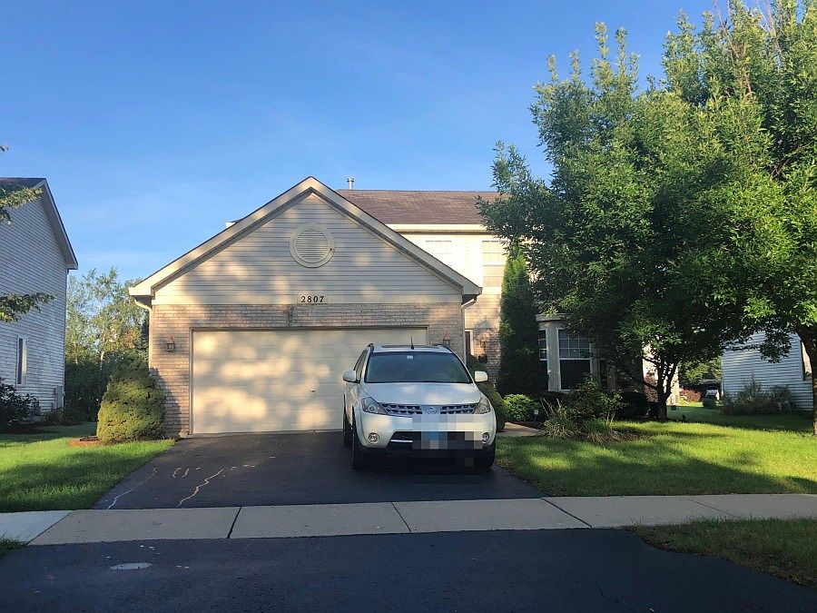 1st image of 2807 Yellowstone Dr