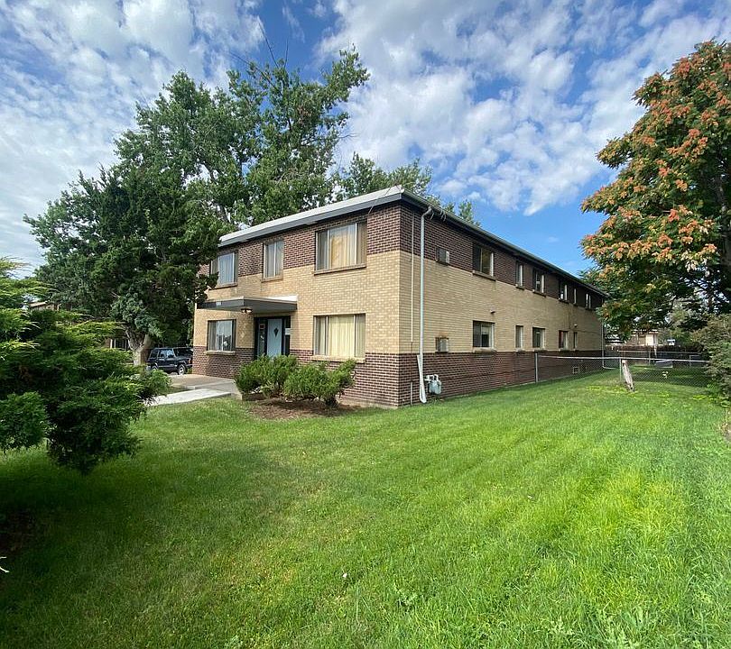 2nd image of 1685 Upham St #6