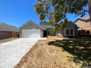 3517 Foxbriar Ln, Schertz, TX 78108