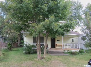 1413 E Elm St, West Frankfort, IL 62896