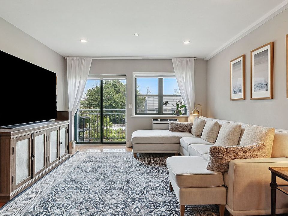 1st image of 27-16 41st Ave #4A