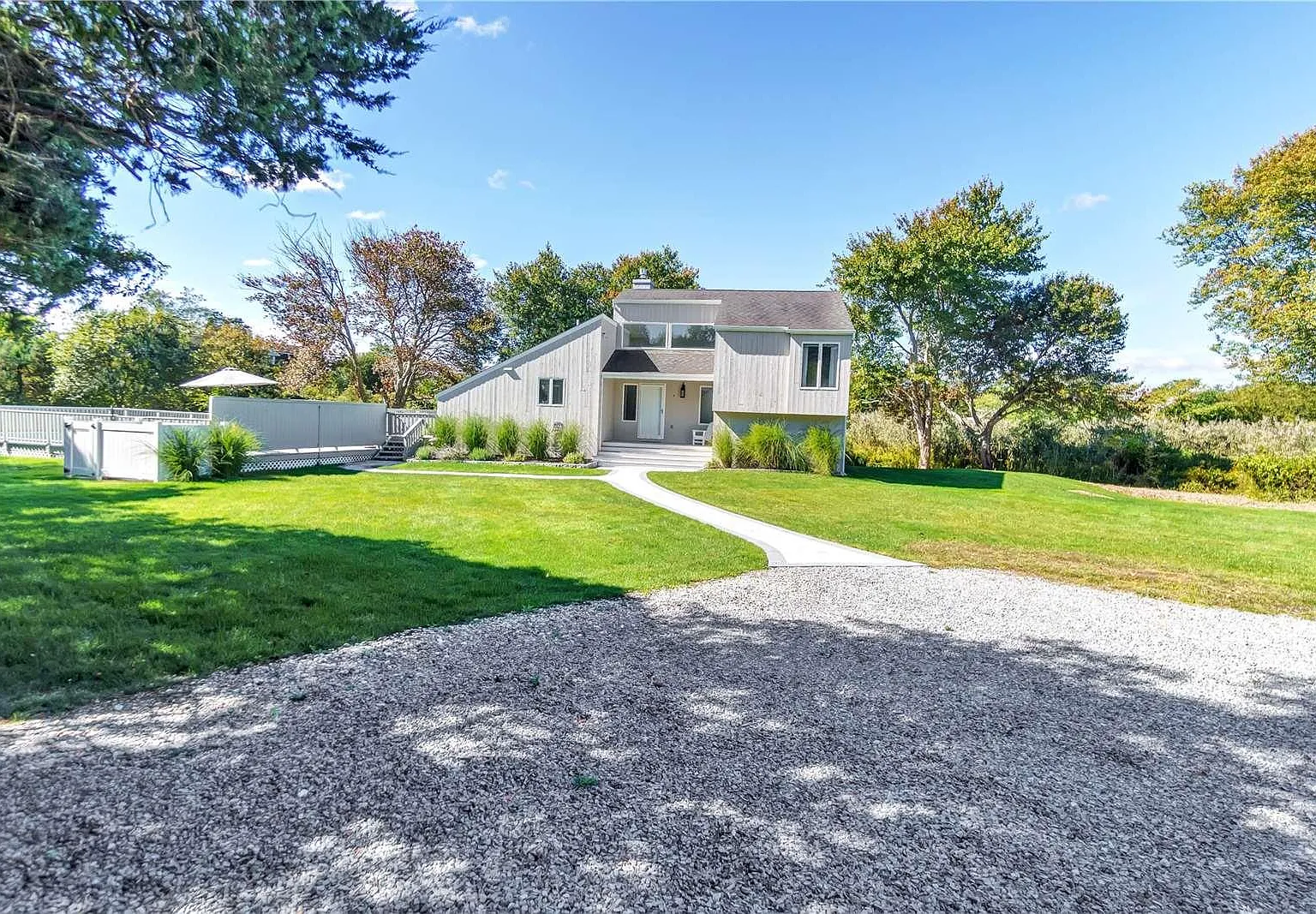 4 bed, 2.5 bath, 2376 sqft, $35,000 — Photo 3