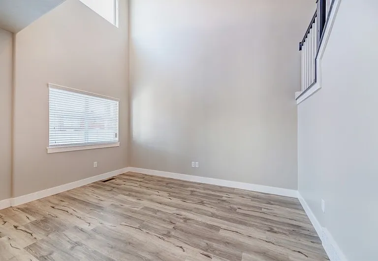 1155 S 225 E — Photo 16