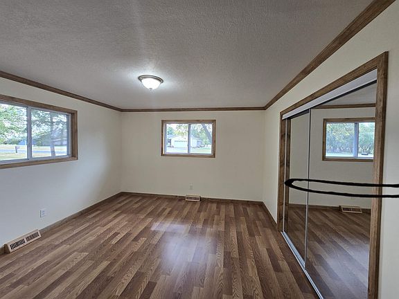 5th image of 26930 Madlyn Dr