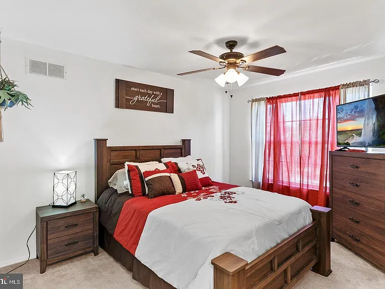 70 Fawn Ct — Photo 13