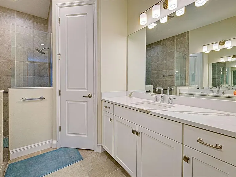 233 Palidoro Cir — Photo 44