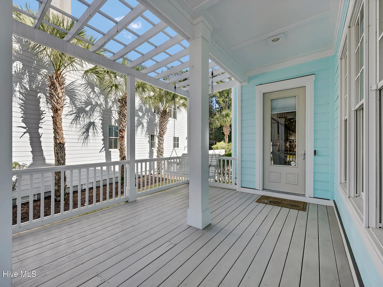 3 bed, 2.5 bath, $4,000 — Photo 3
