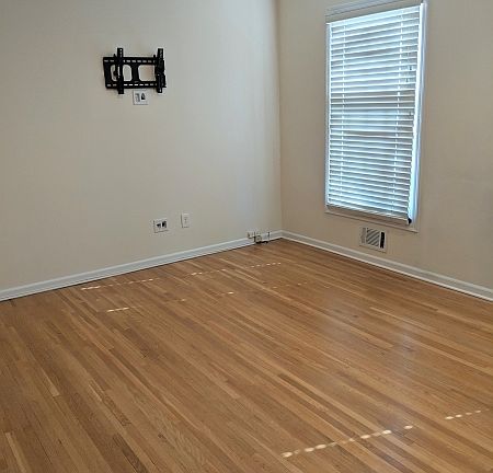 5th image of 10 Casper Ct