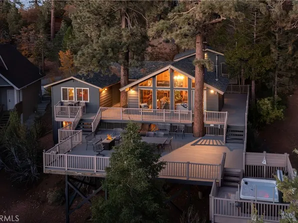 43939 Yosemite Dr, Big Bear Lake, CA 92315