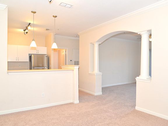 3rd image of 8290 Gate Pkwy W Unit 609
