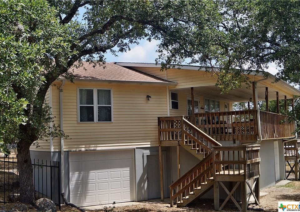 1st image of 2376 Lakeview Dr