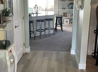 707 Pheasant Run Rd, Tuscola, IL 61953