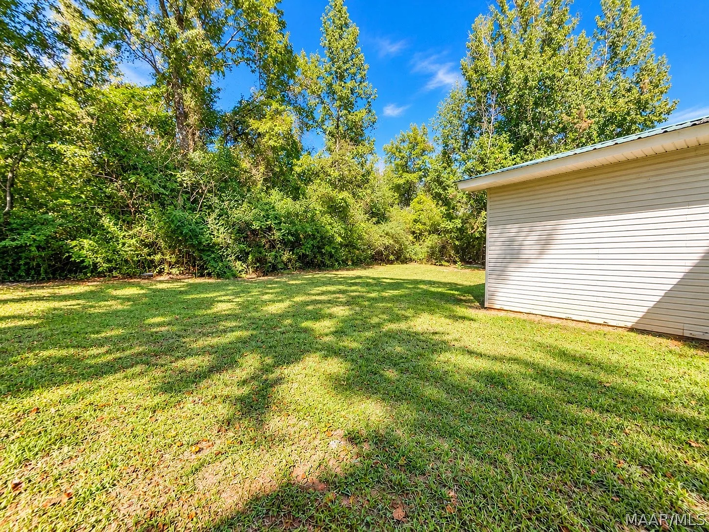 3 bed, 2.0 bath, 1600 sqft, $1,500 — Photo 3